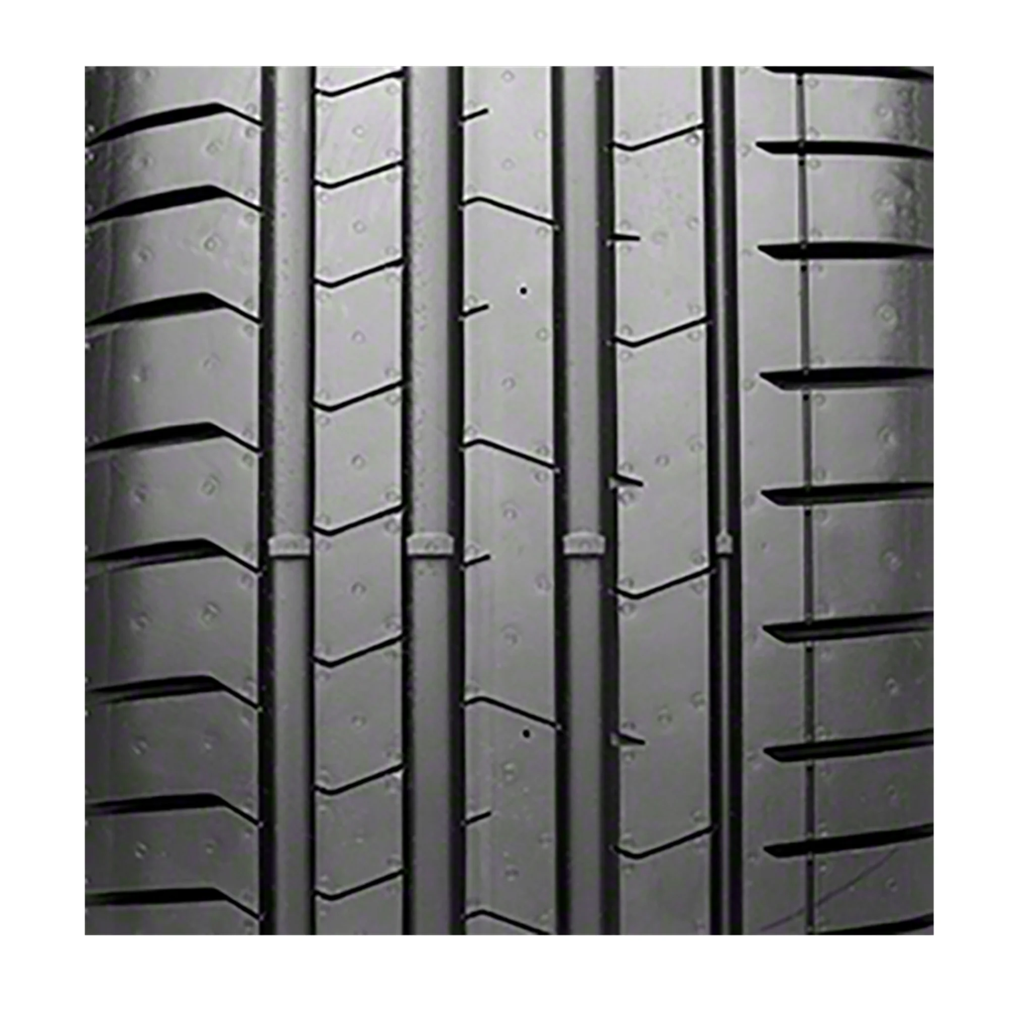 Pirelli P Zero PZ4 - Luxury 255/35ZR20 97Y XL Tire