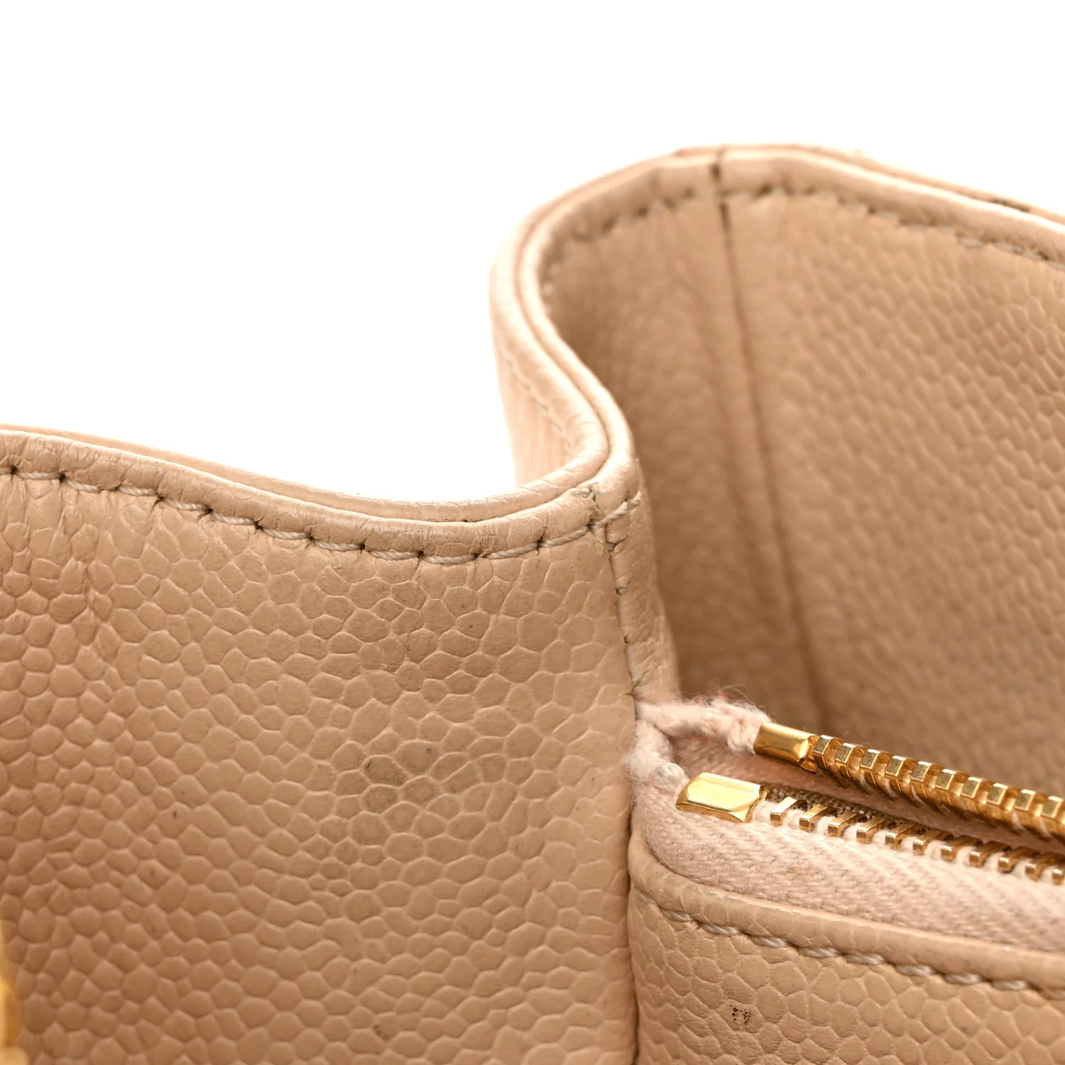Caviar Quilted Grand Shopping Tote GST Beige Clair
