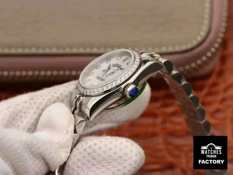 Rolex Lady Datejust 28MM Mother Of Pearl Dial