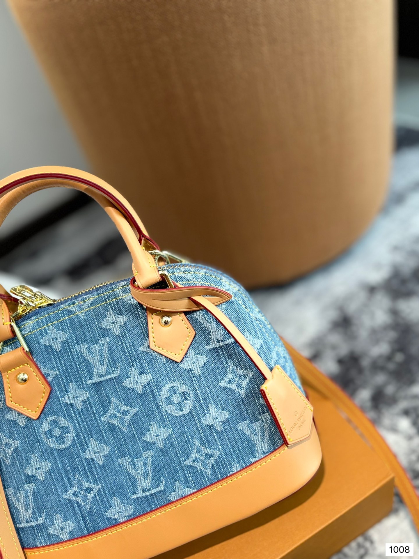 Louis alma bb Retiro denim bag size: 24??18cm