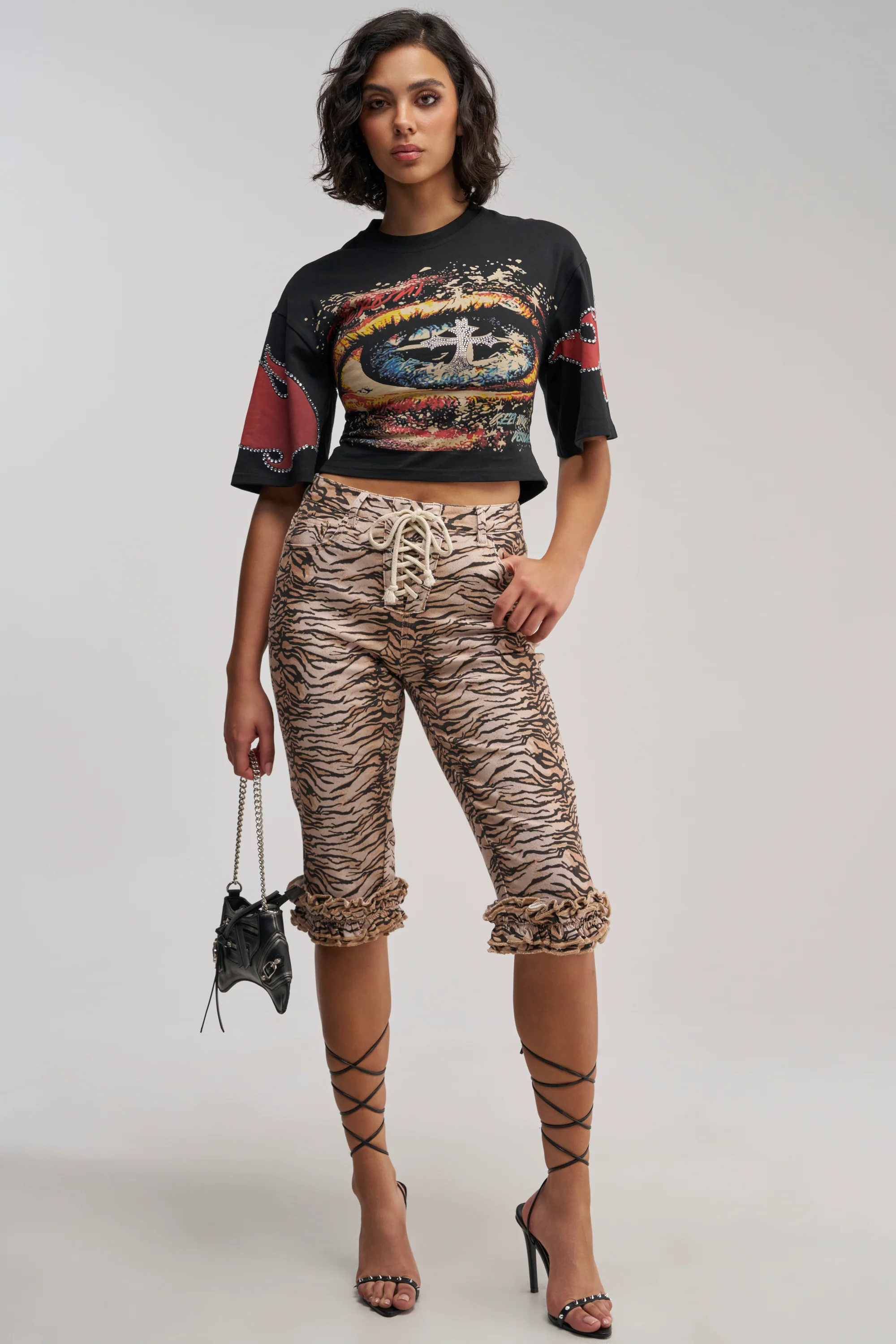 SEXY TIGER CAPRI - Akira Store