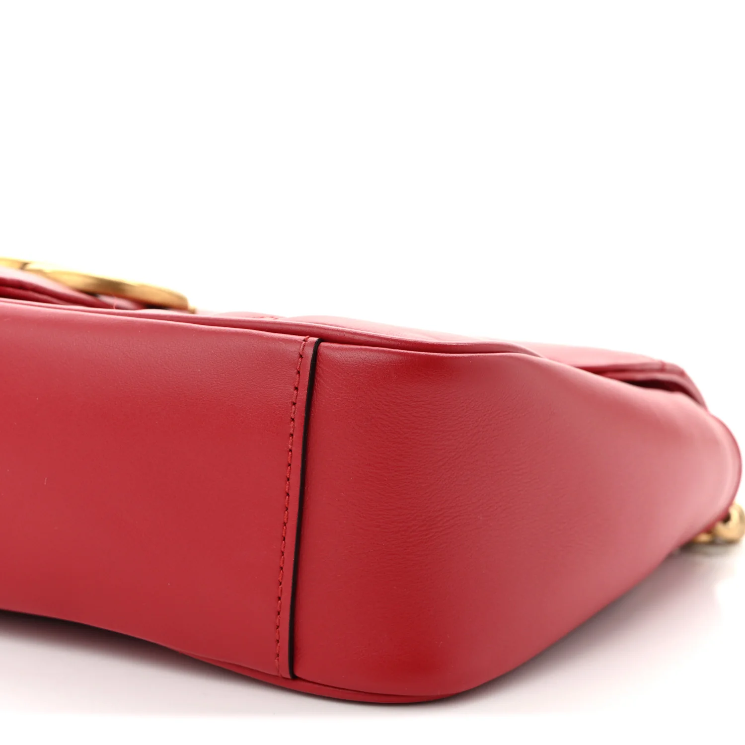 Calfskin Matelasse Small GG Marmont Shoulder Bag Hibiscus Red