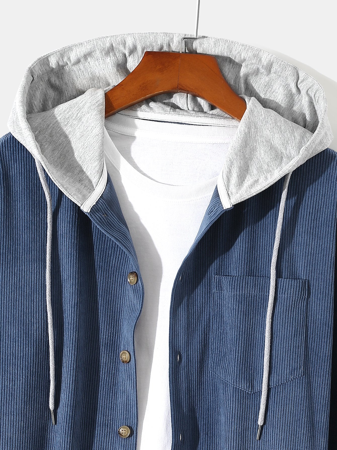 Surchemise en velours côtelé à capuche et manches longues