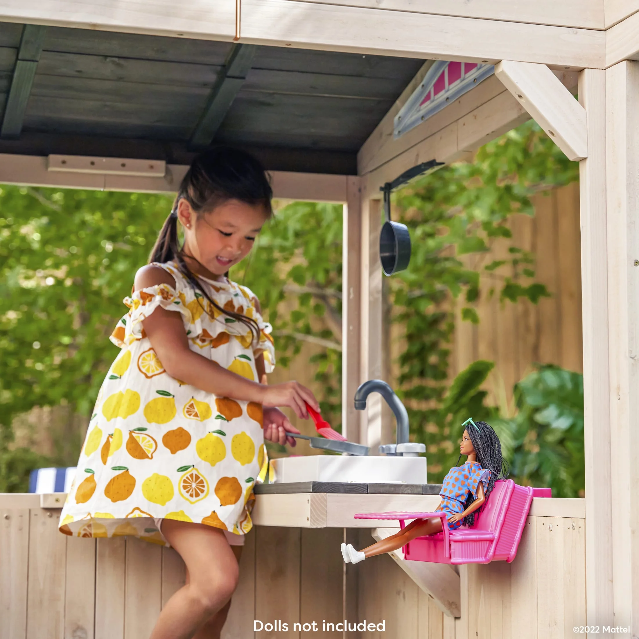 Seaside Wooden Outdoor Playhouse with Attachable Doll Table and Chairs - Image 6