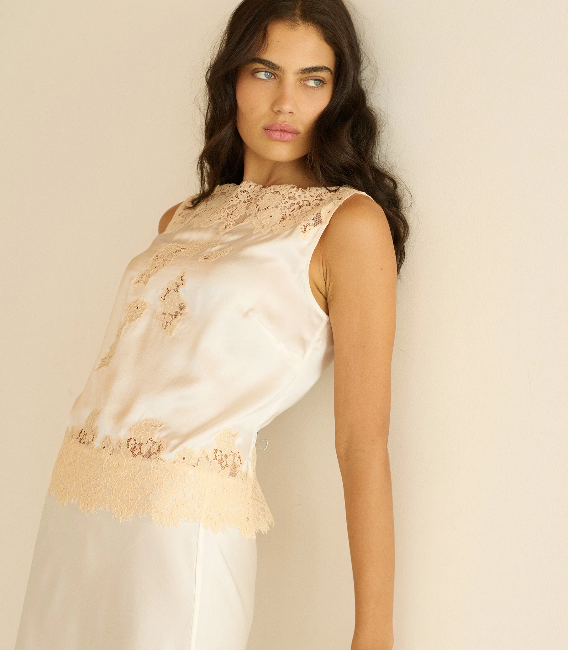 VIVIANE TOP -- SALT AND PEACH LACE