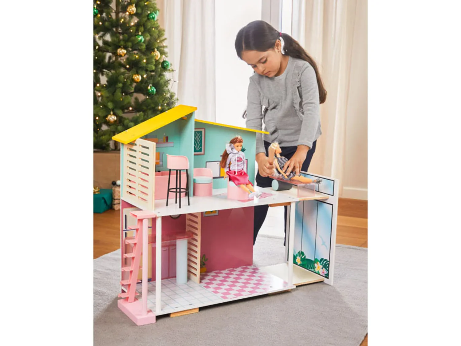 Playtive Maison de poupe en bois Fashion Doll, 8 pices
