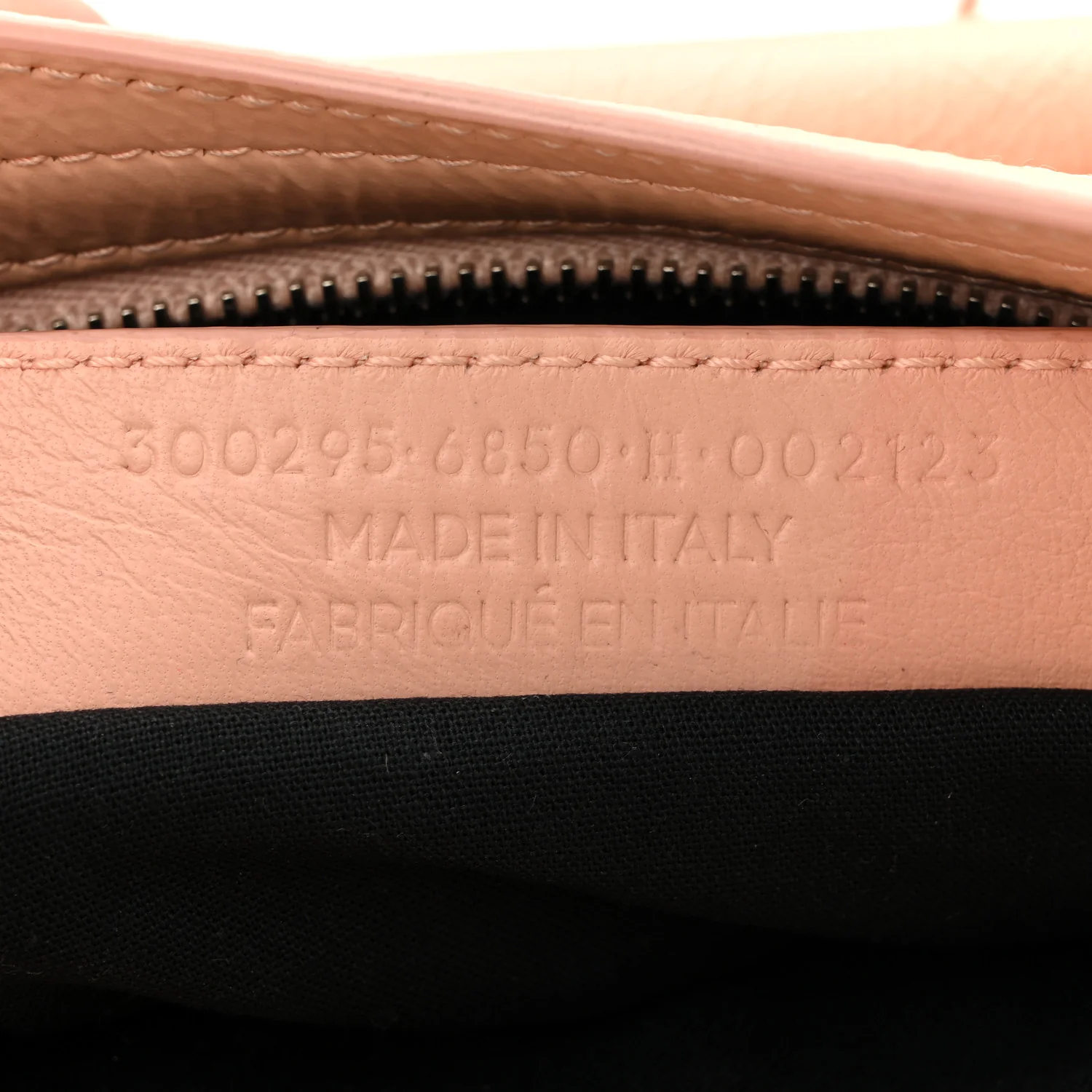 Matte Goatskin Rubber Covered Classic Hardware Mini City Rose Poudre