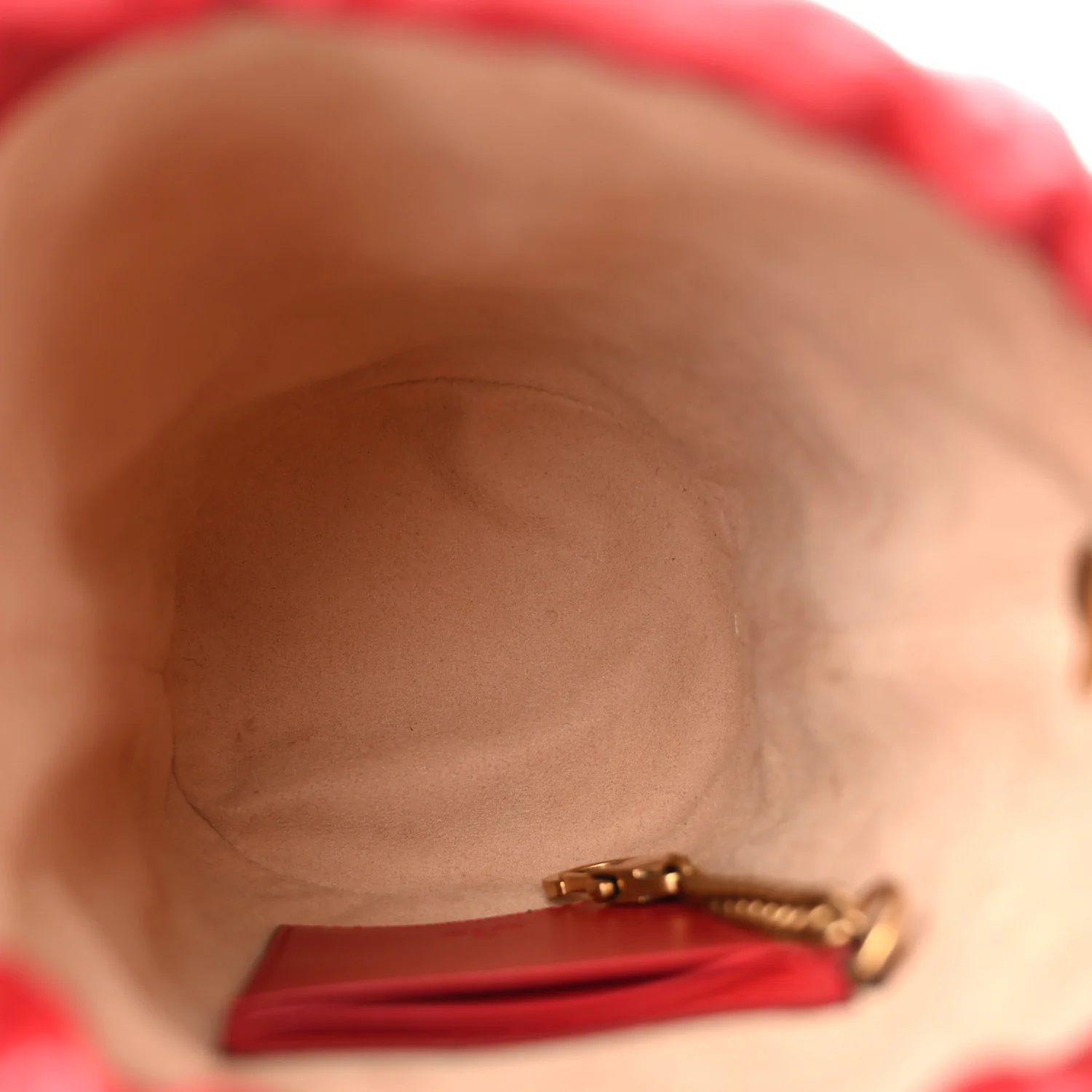 Calfskin Matelasse Mini GG Marmont 2.0 Bucket Bag Hibiscus Red