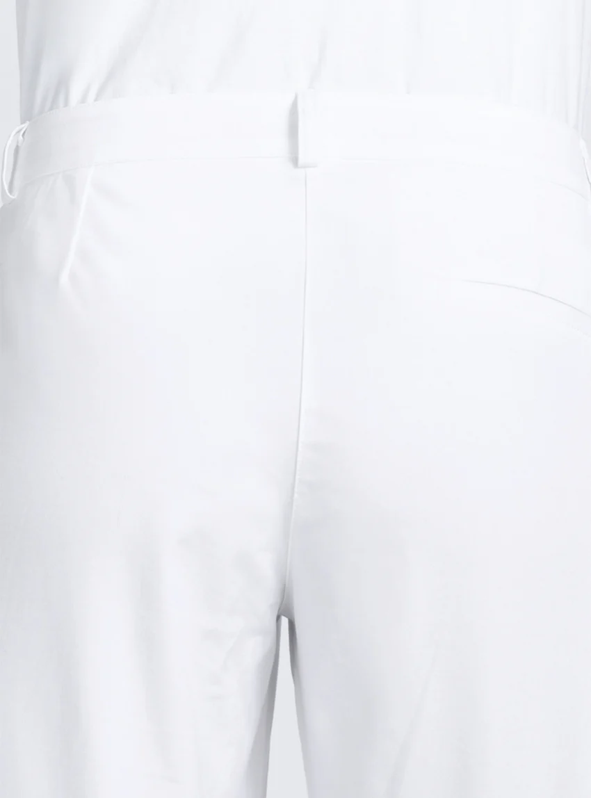 Pantacourt chino femme en coton blanc