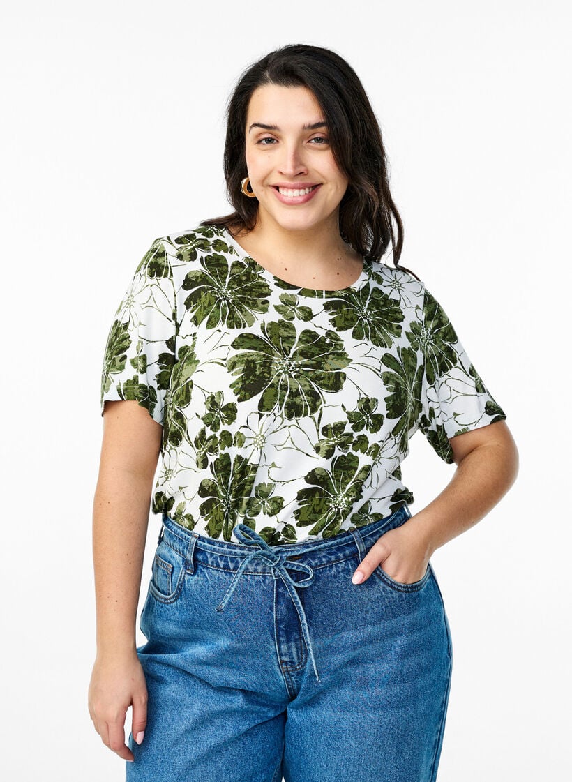 Zizzi T-shirt with floral print
