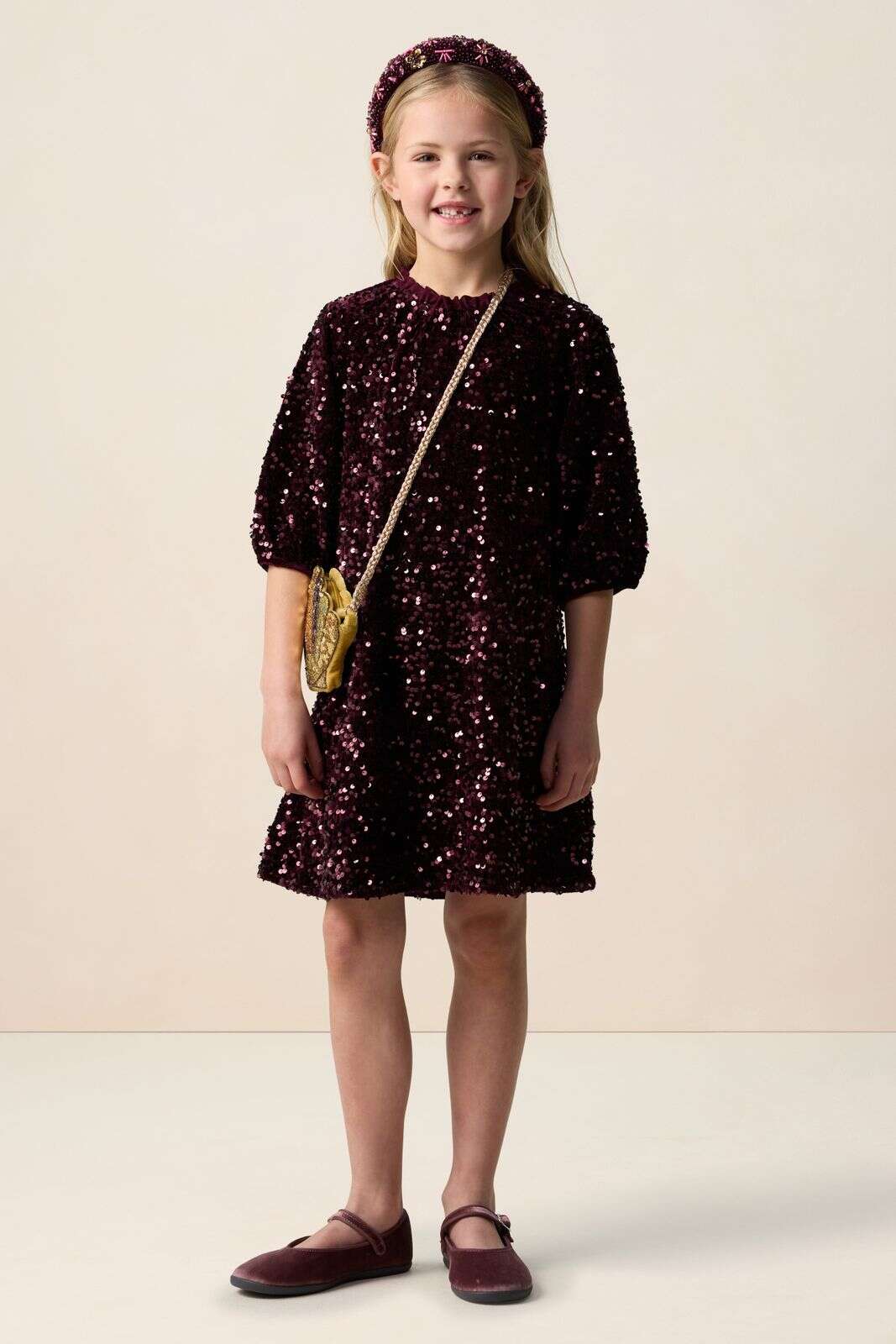 Donkerrode jurk met pailletten