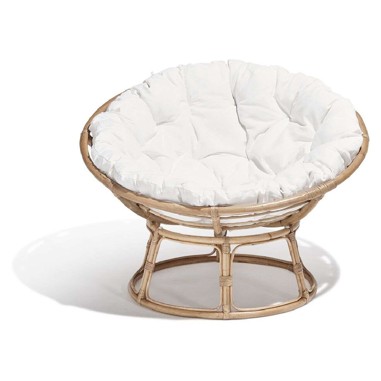 Loveuse Louise rotin avec coussin blanc 113x101xH95cm