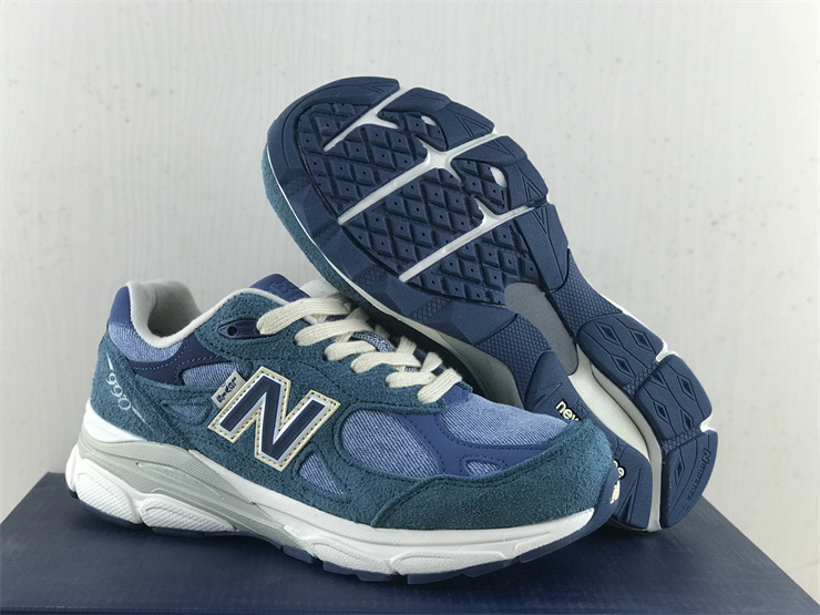 New Balance 990