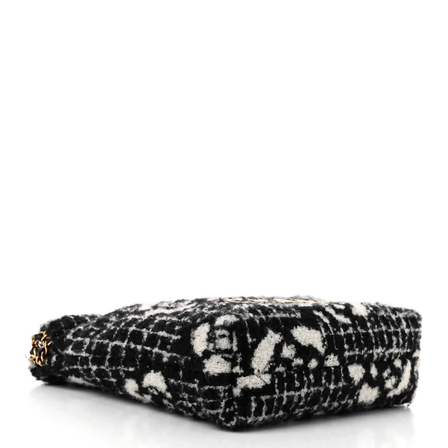 Cashmere Mini Chanel 22 Black White