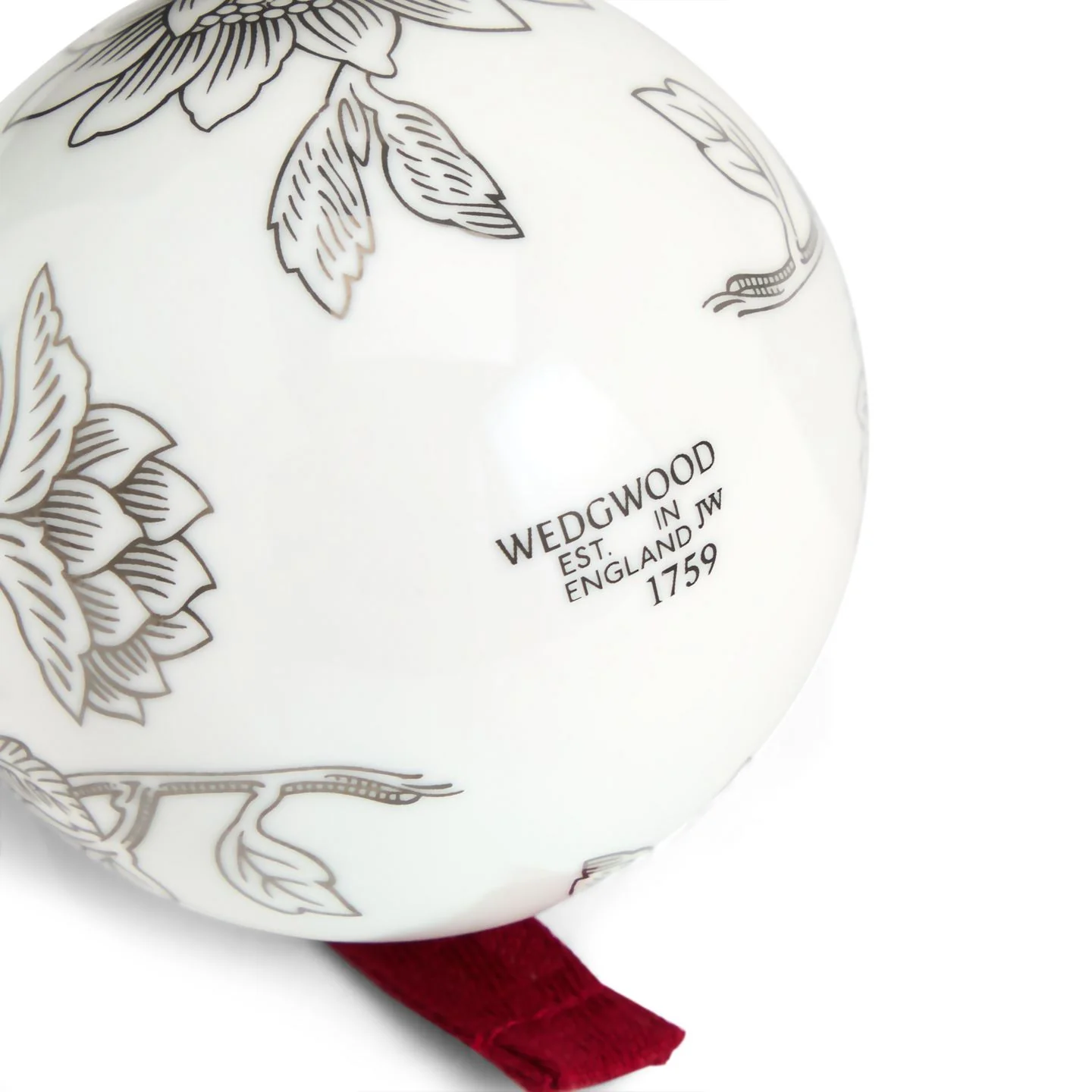 Festive Tonquin Ornament Silver No 2