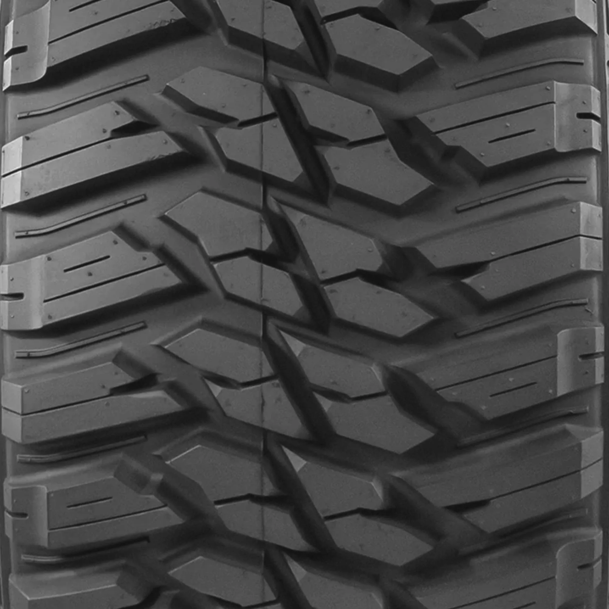Kanati Mud Hog M/T Mud-Terrain LT265/75R16 123/120Q E Light Truck Tire