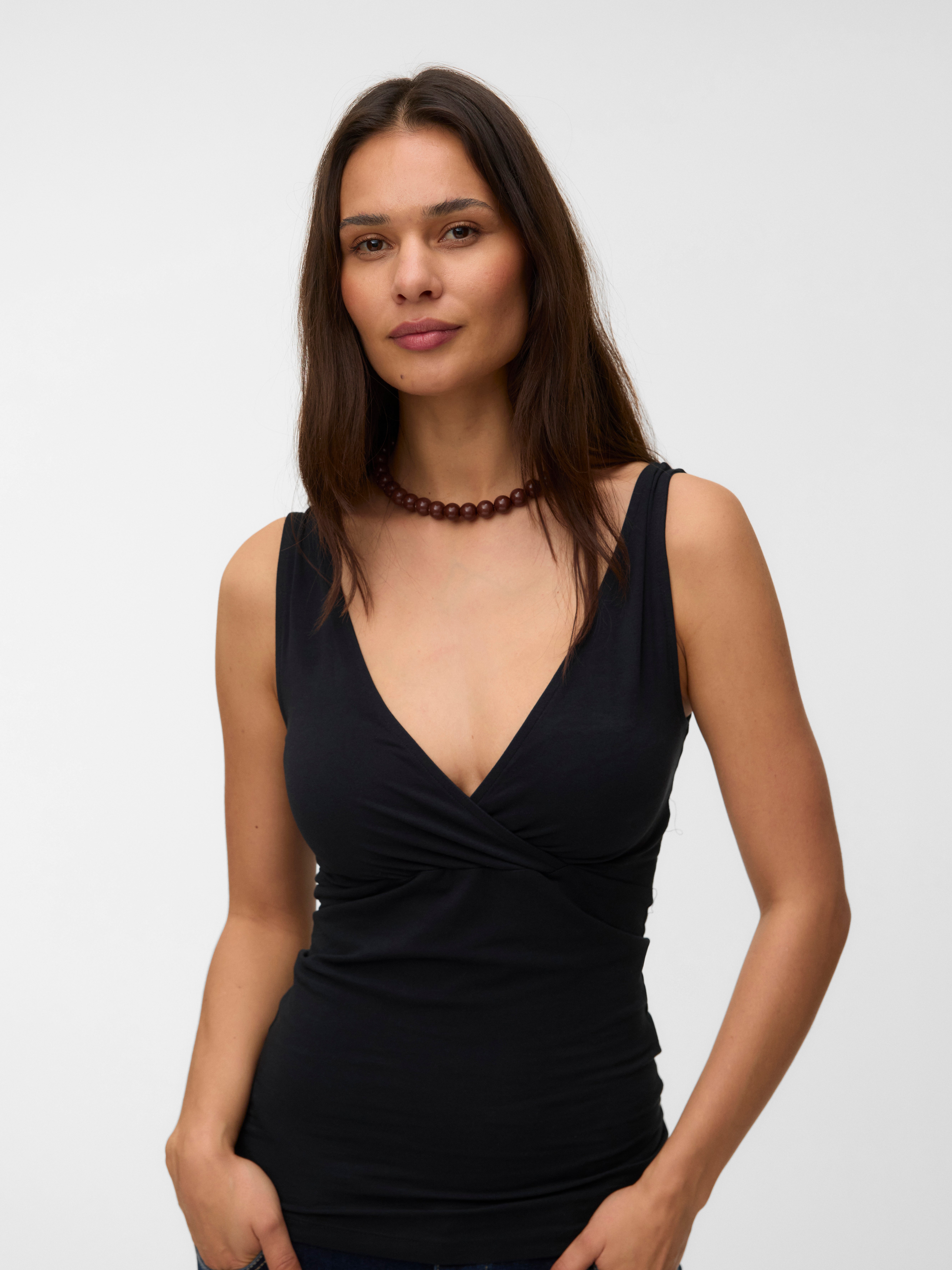 VERO MODA® Regular Fit V-Neck Top
