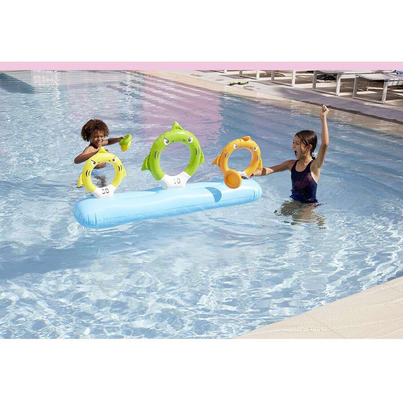 Jeu de cible requin gonflable