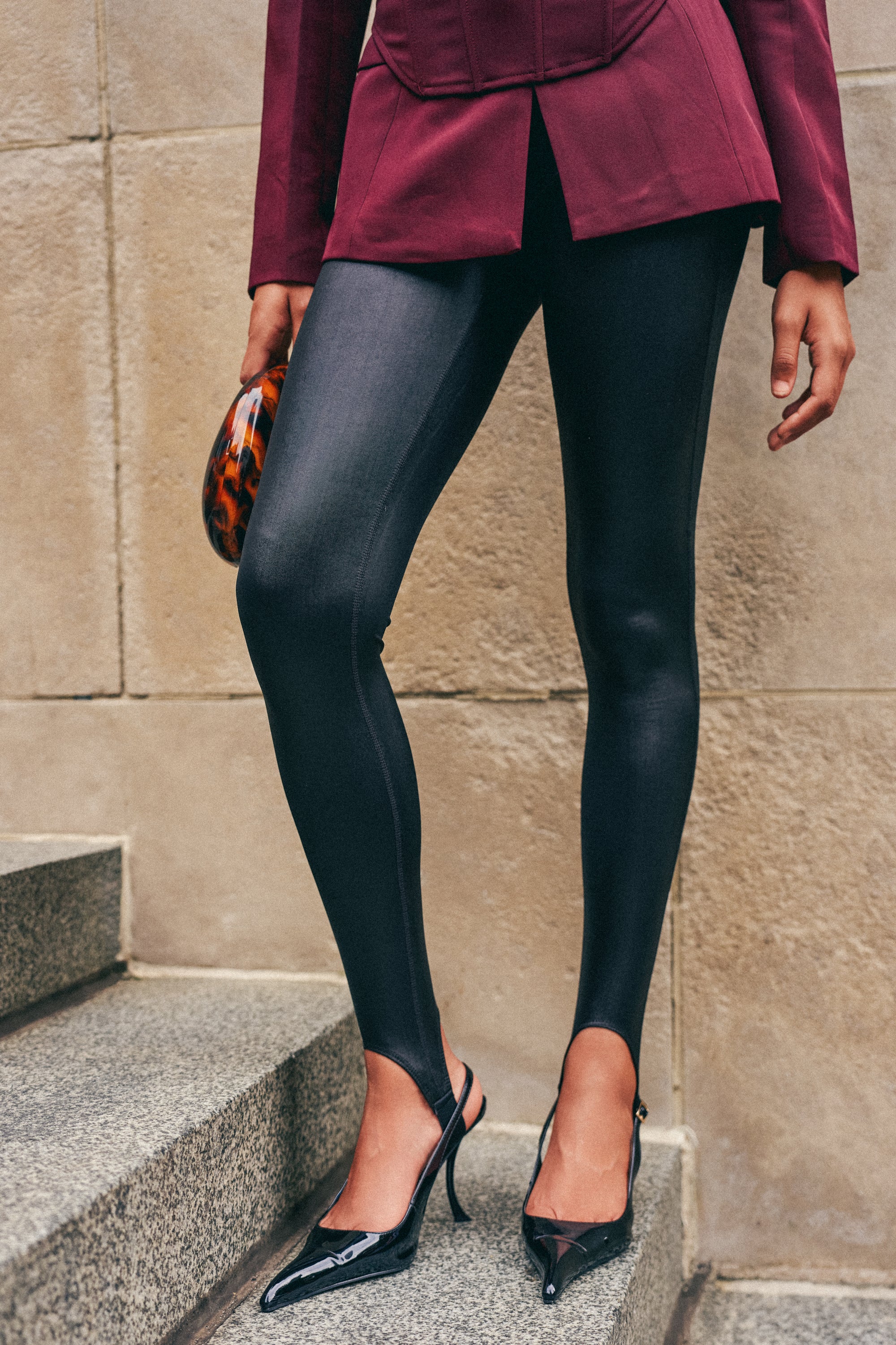 LOVE IS IN THE AIR STIRRUP LEGGING - Akira Store