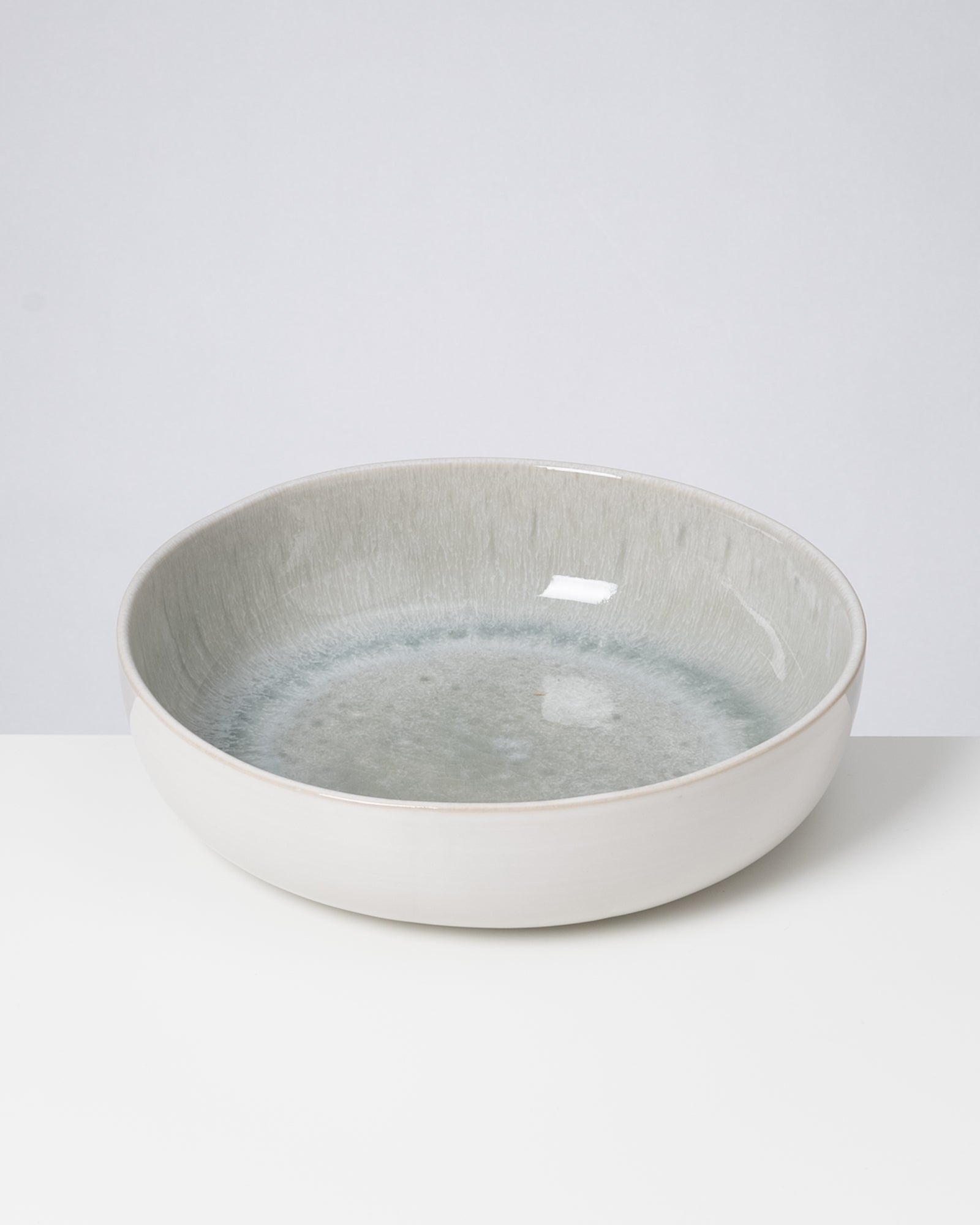 AREIA - SMALL SERVING BOWL MODERN GRAY
