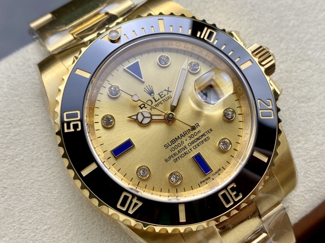 Rolex Submariner 40 18k Champagne Diamond Dial Black Bezel 16613T Gold Watch