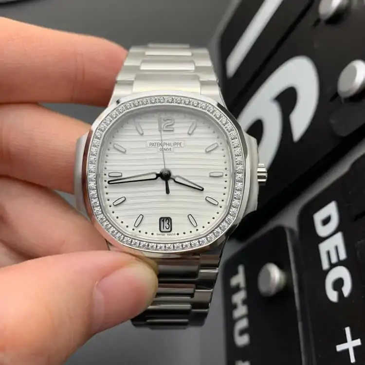 Patek Philippe Nautilus 7118 / 1200A-010 3K Factory Diamond-Set Bezel
