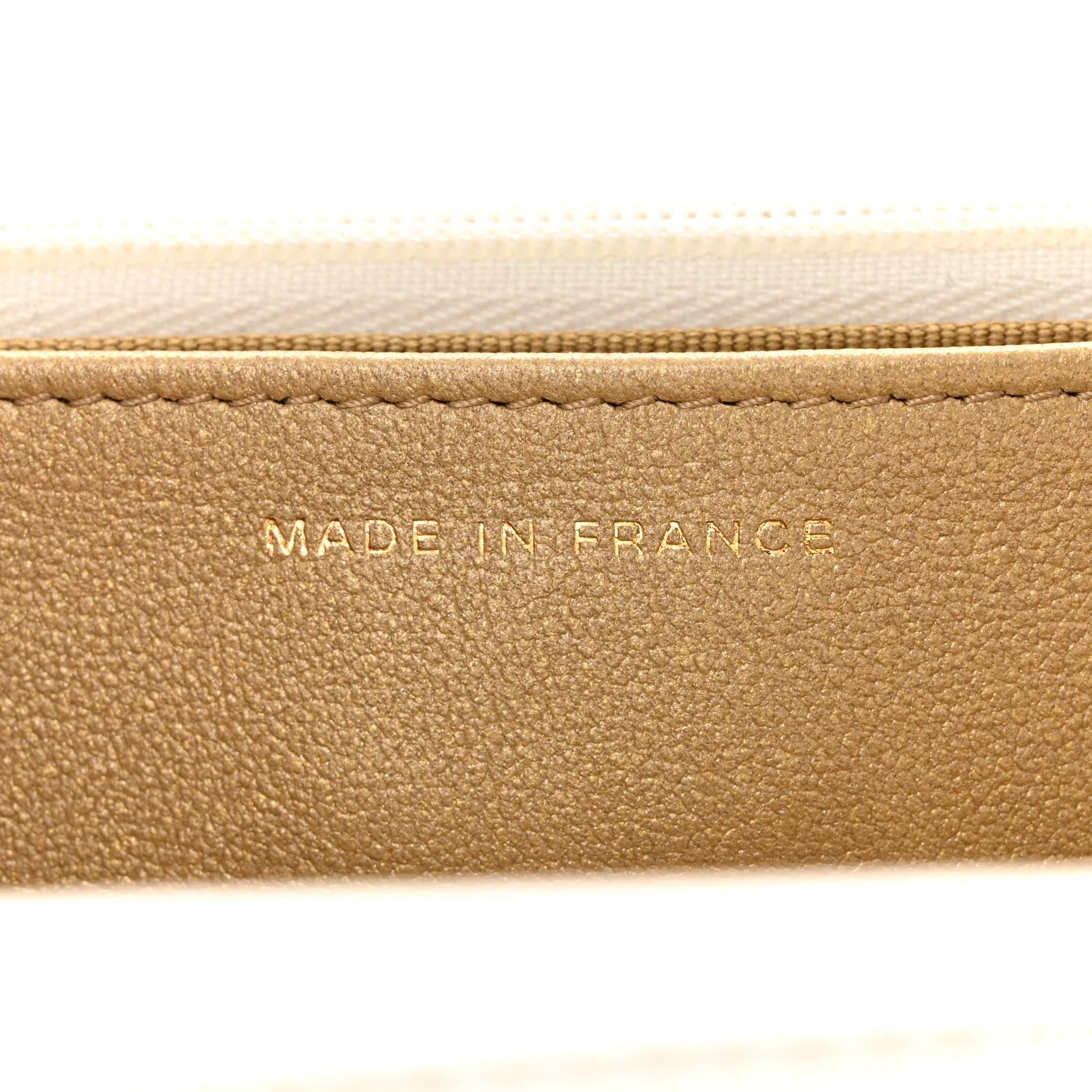 Lambskin Quilted CC Pearl Crush Wallet on Chain WOC White
