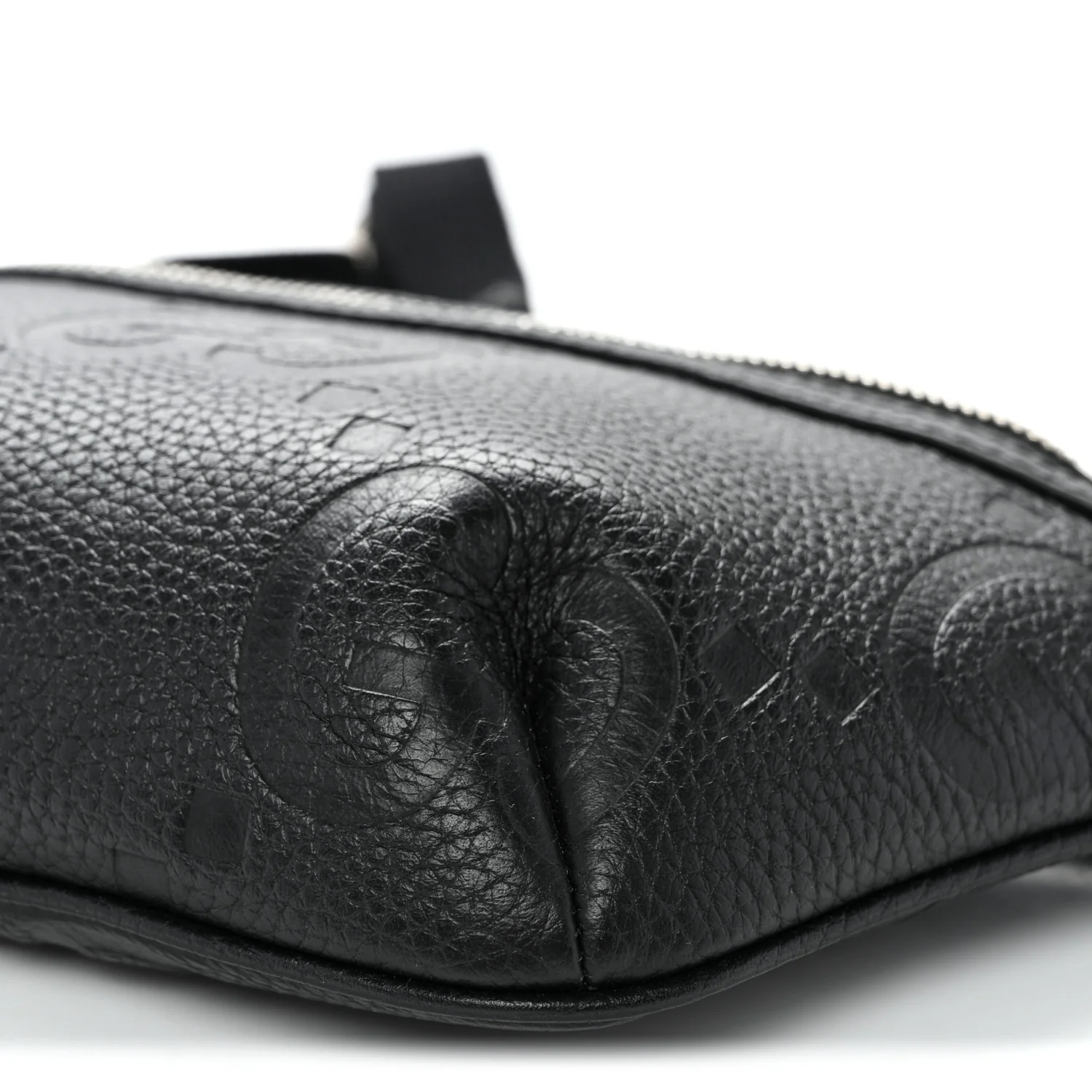 Piuma Calfskin Jumbo GG Embossed Small Belt Bag Black