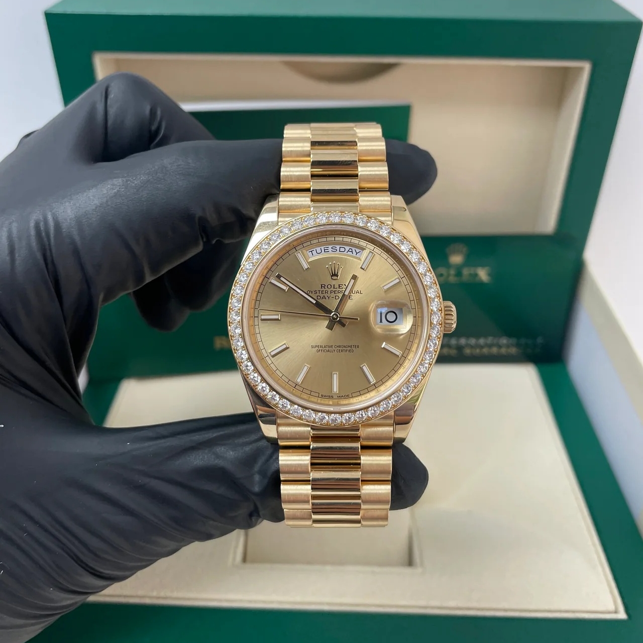 【Super Clone】RLX Day-Date 40mm Champaign Dial and Diamond Bezel Yellow Gold President Bracelet 228348RBR-0008