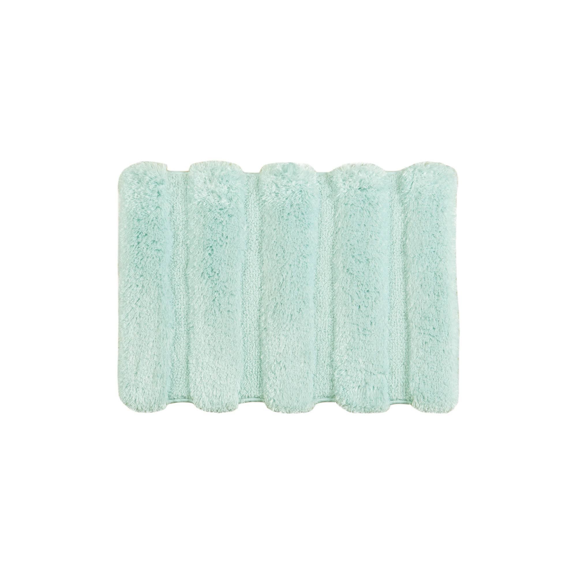Madison Park Tufted Pearl Channel 17