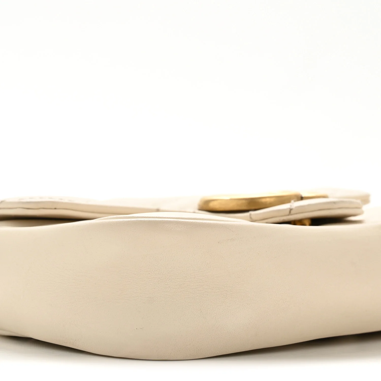Calfskin Matelasse Super Mini GG Marmont Shoulder Bag White