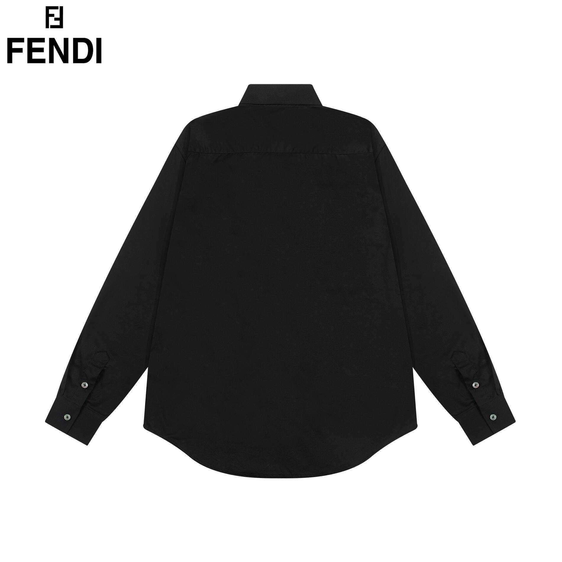 【FENDI 公式旗艦店】着好評に付き再入荷！半袖