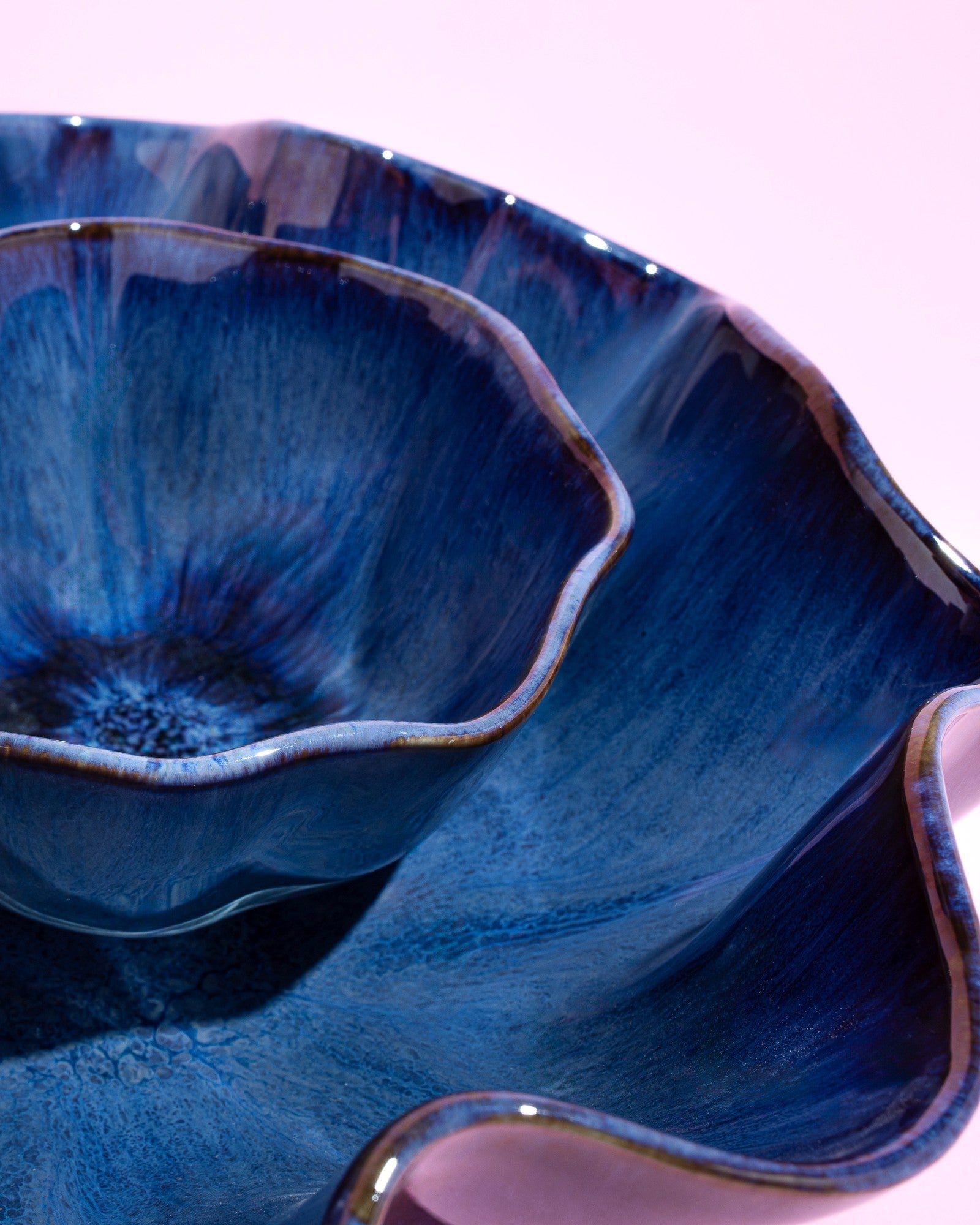 PÉROLA - LARGE SERVING BOWL SHELL DARK BLUE