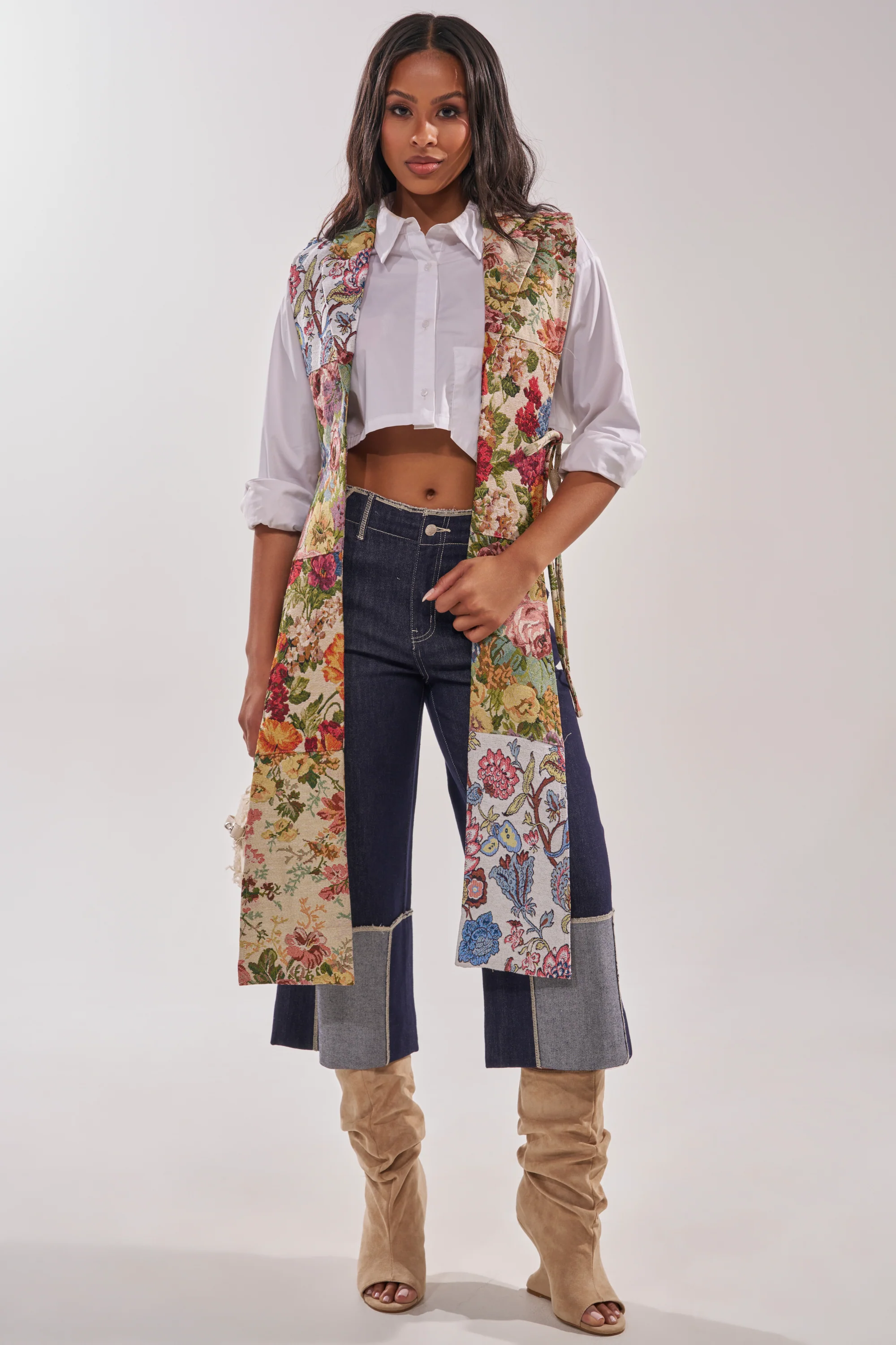 HONEY HONEY SPLIT VEST IN TAPESTRY - Akira Store