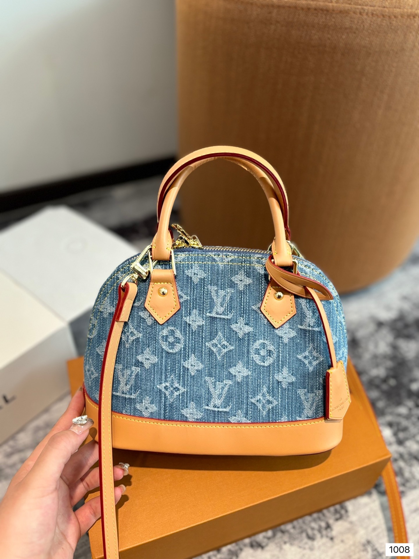 Louis alma bb Retiro denim bag size: 24??18cm