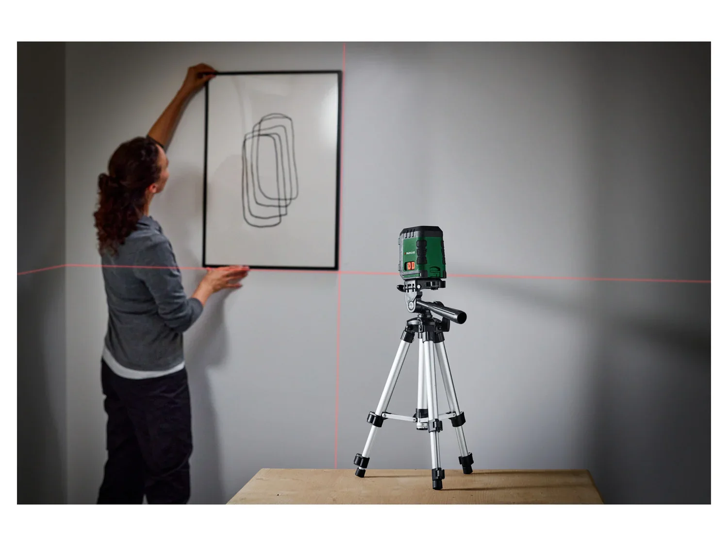 PARKSIDE Niveau laser en croix avec trpied PKLL 10 B4
