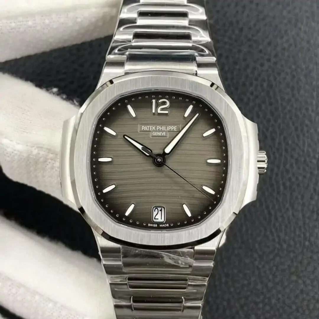 Patek Philippe Nautilus Ladies 7118 / 1A-011 3K Factory Stainless Steel Strap