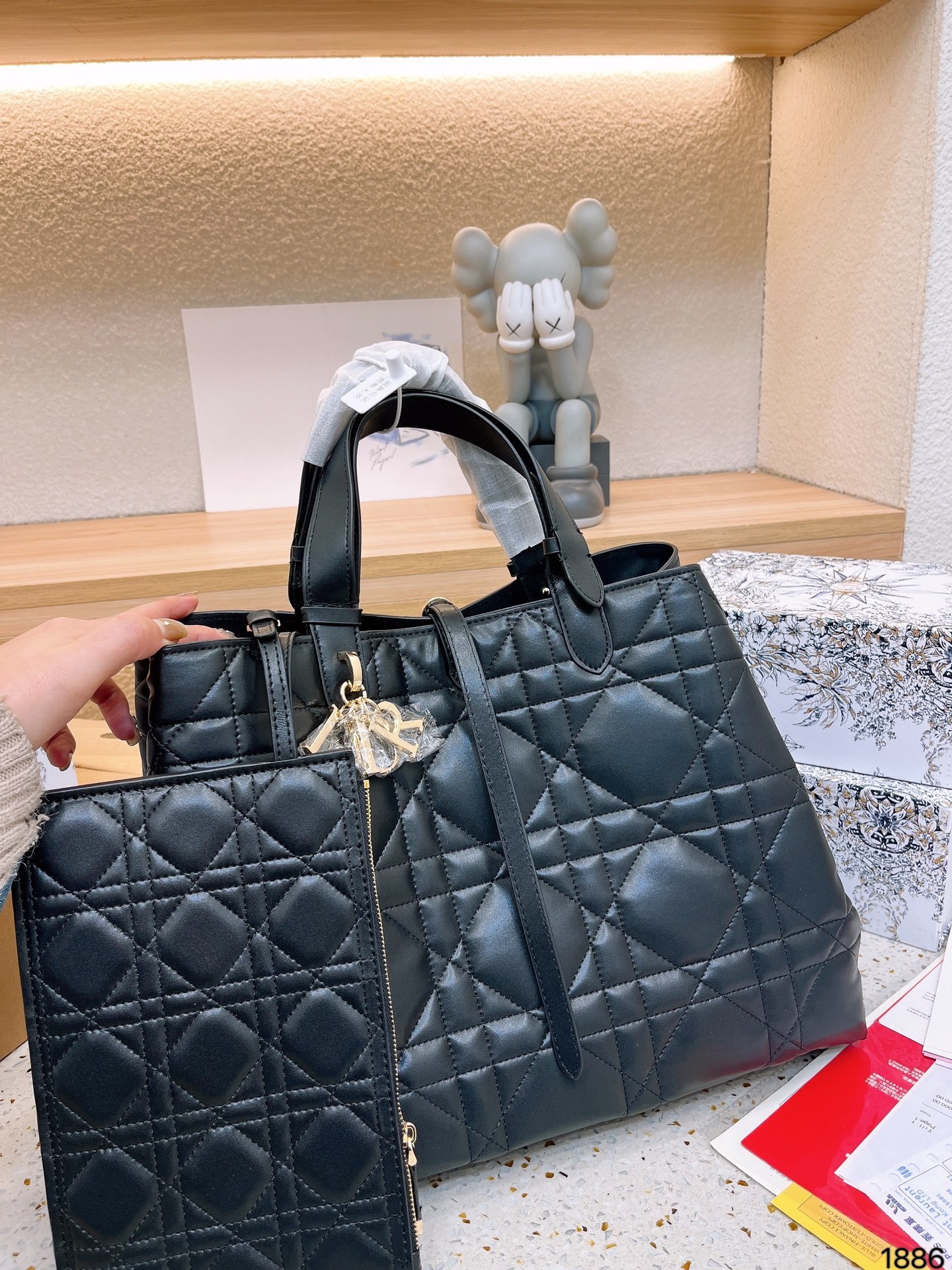 D D TOUJOURS new arrival tote bag size: 34 * 27 cm