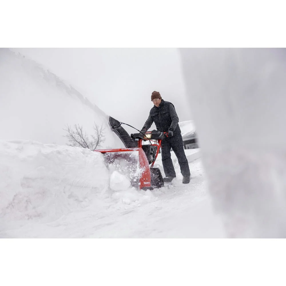 Troy Bilt 31AH7FP4B66 Storm Tracker 2890 272cc 2 Stage 28 in Snow Blower Image 10