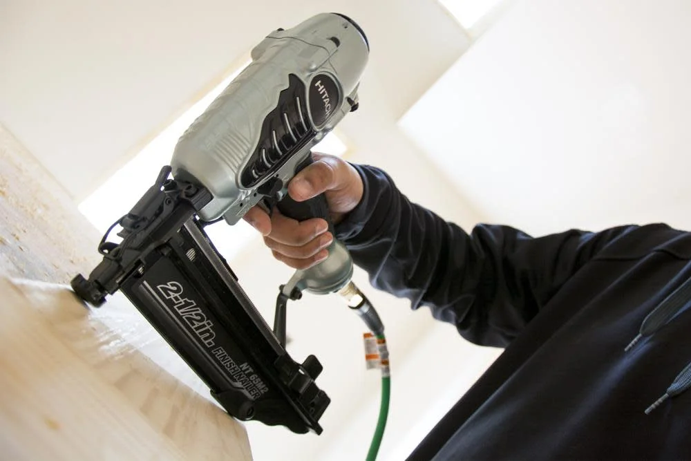 Hitachi NT65M2S Lightweight Finishing Pneumatic Nailer, 16 GA, 1 - 2-1/2 in, 1/4 in NPT Air Inlet, 70 - 120