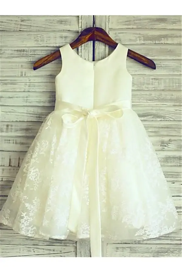Ivory A-line Scoop Lace Sleeveless Floor-Length Beading Flower Girl Dresses DM717