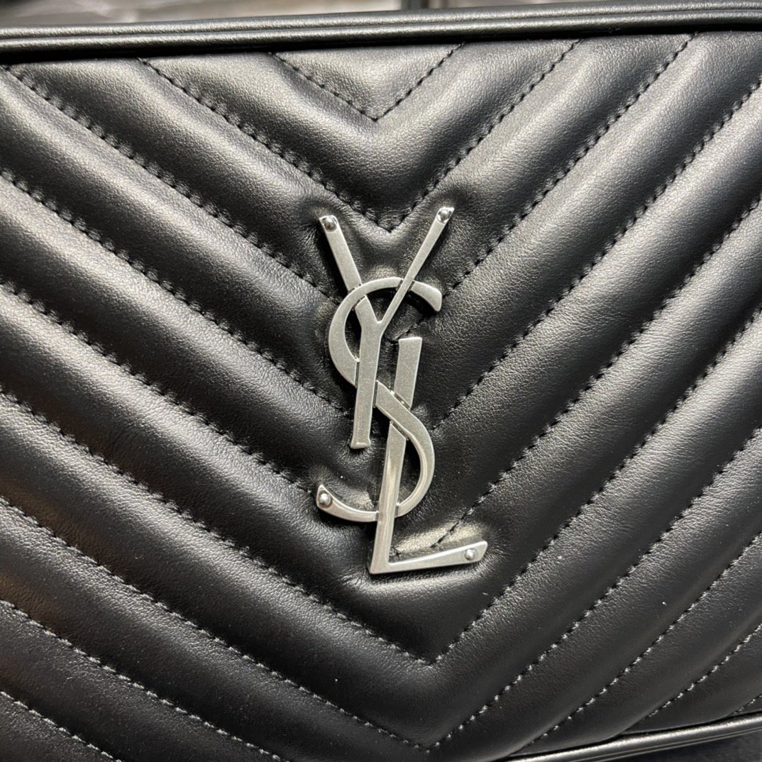 Y Lou Camera Bag Black With Silver Toned Hardware