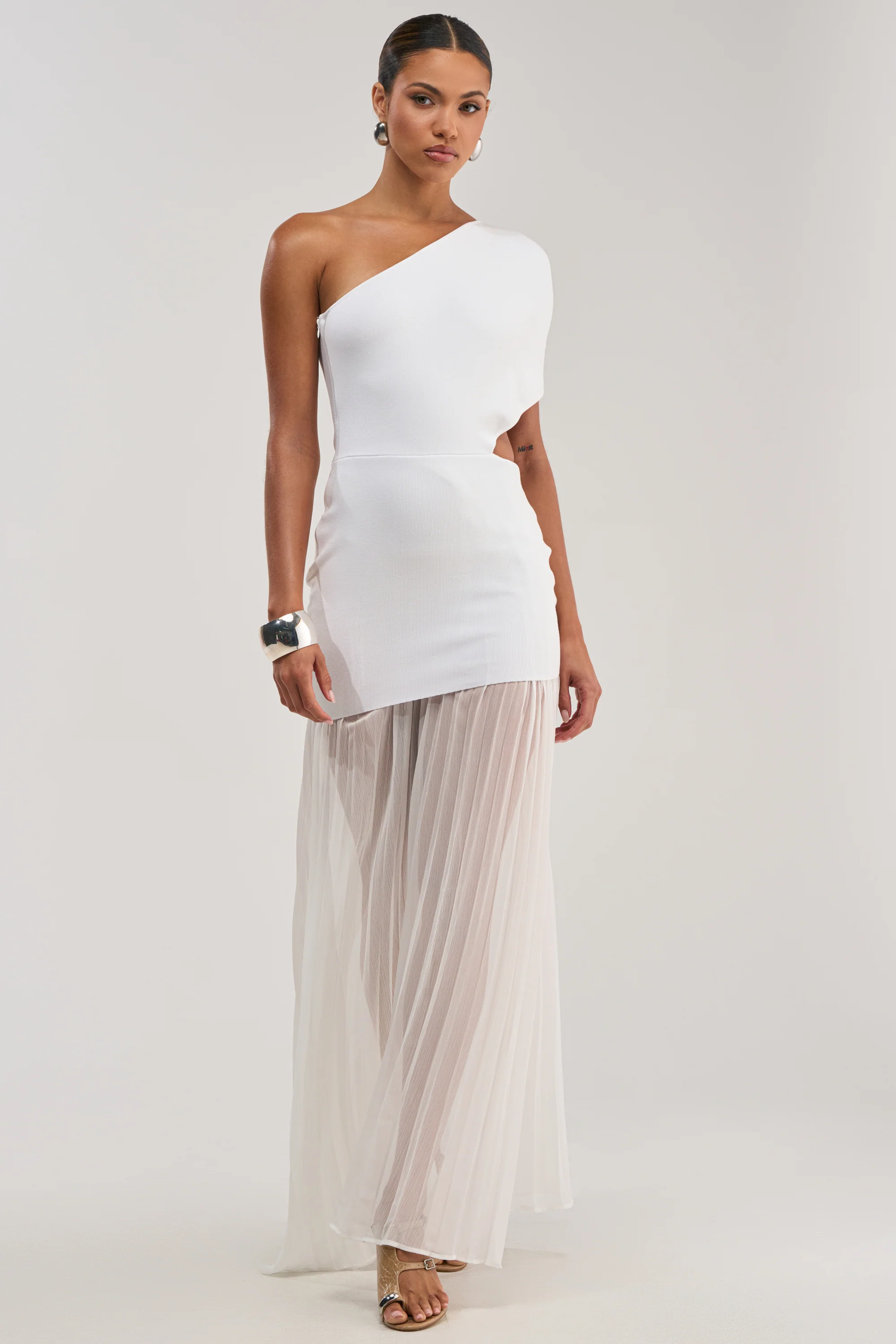 FINAL BOW ASYMMETRICAL MAXI DRESS IN WHITE - Akira Store