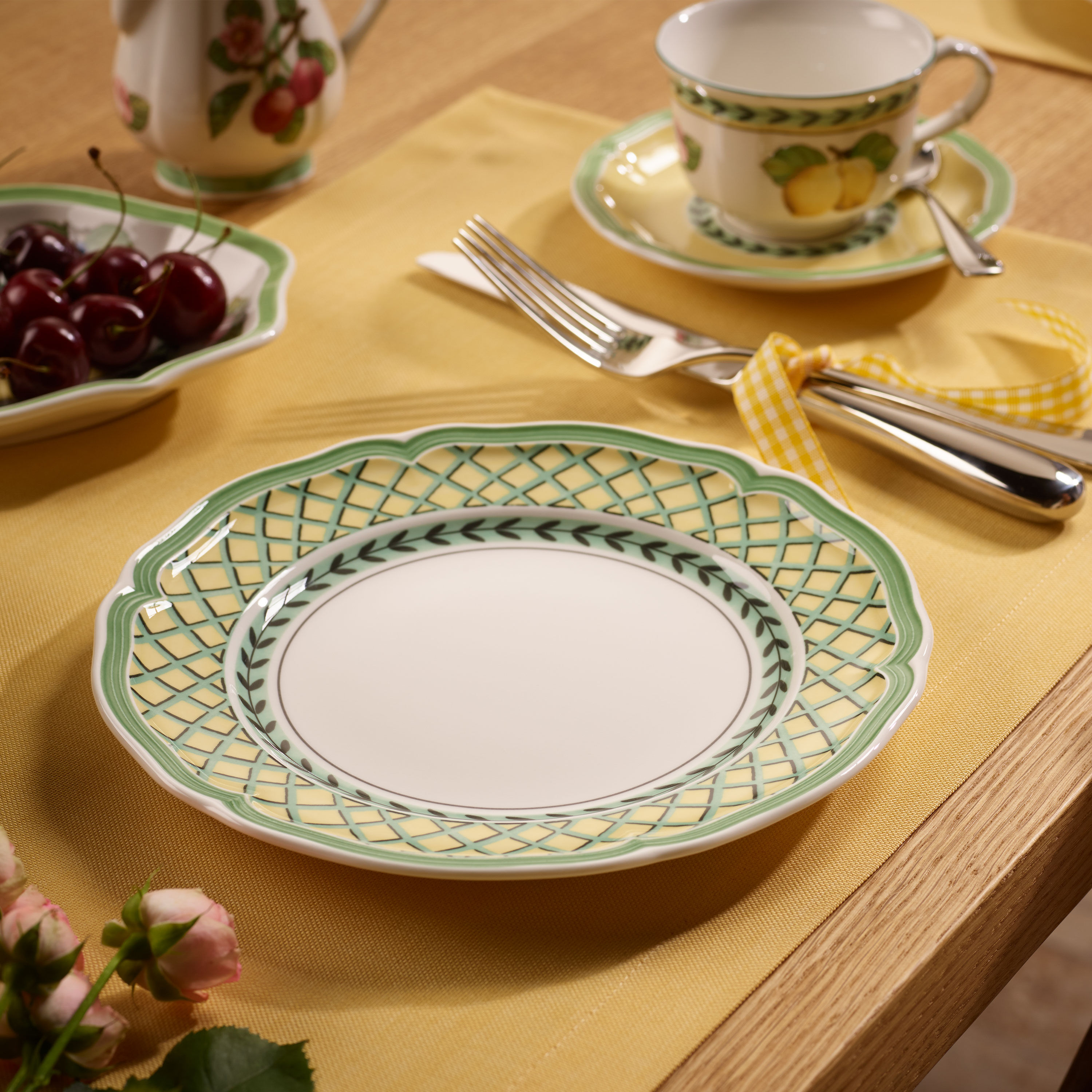 French Garden Salad/ Dessert Plate - Multi-colored, 8.2'', Premium Porcelain