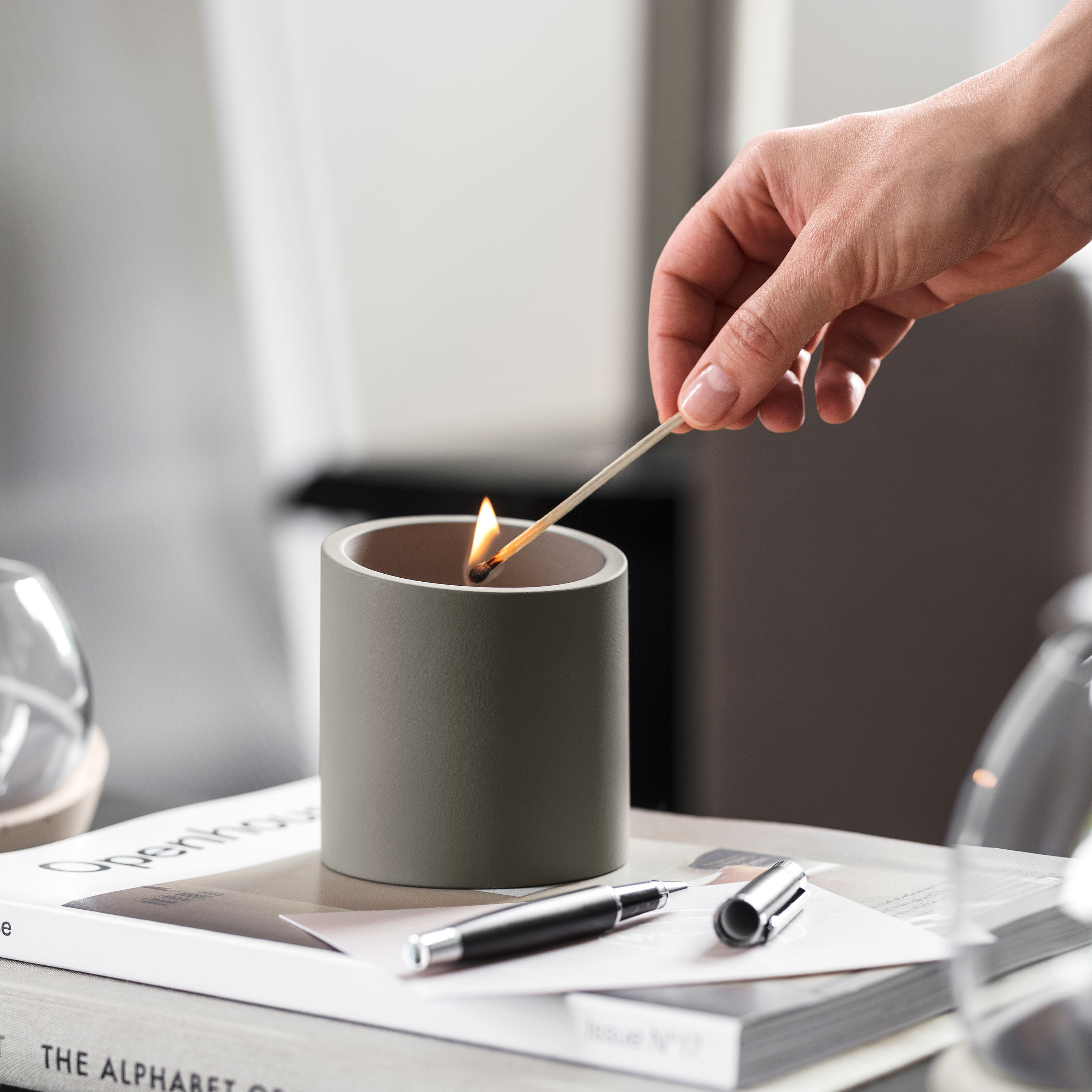 NewMoon Scented candle - Taupe, 3.4'' x 3.6''