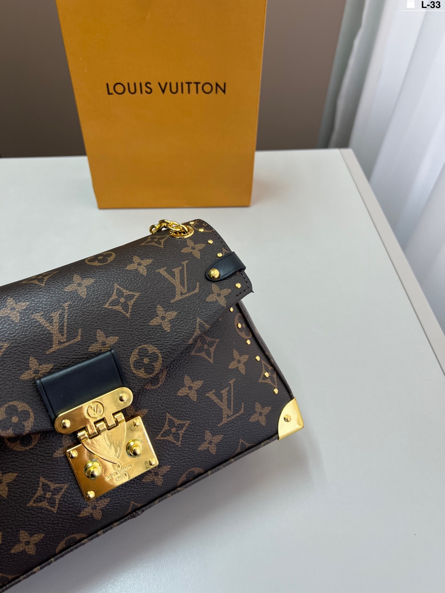 Louis new arrival Trunkie bag size: 26*15 cm