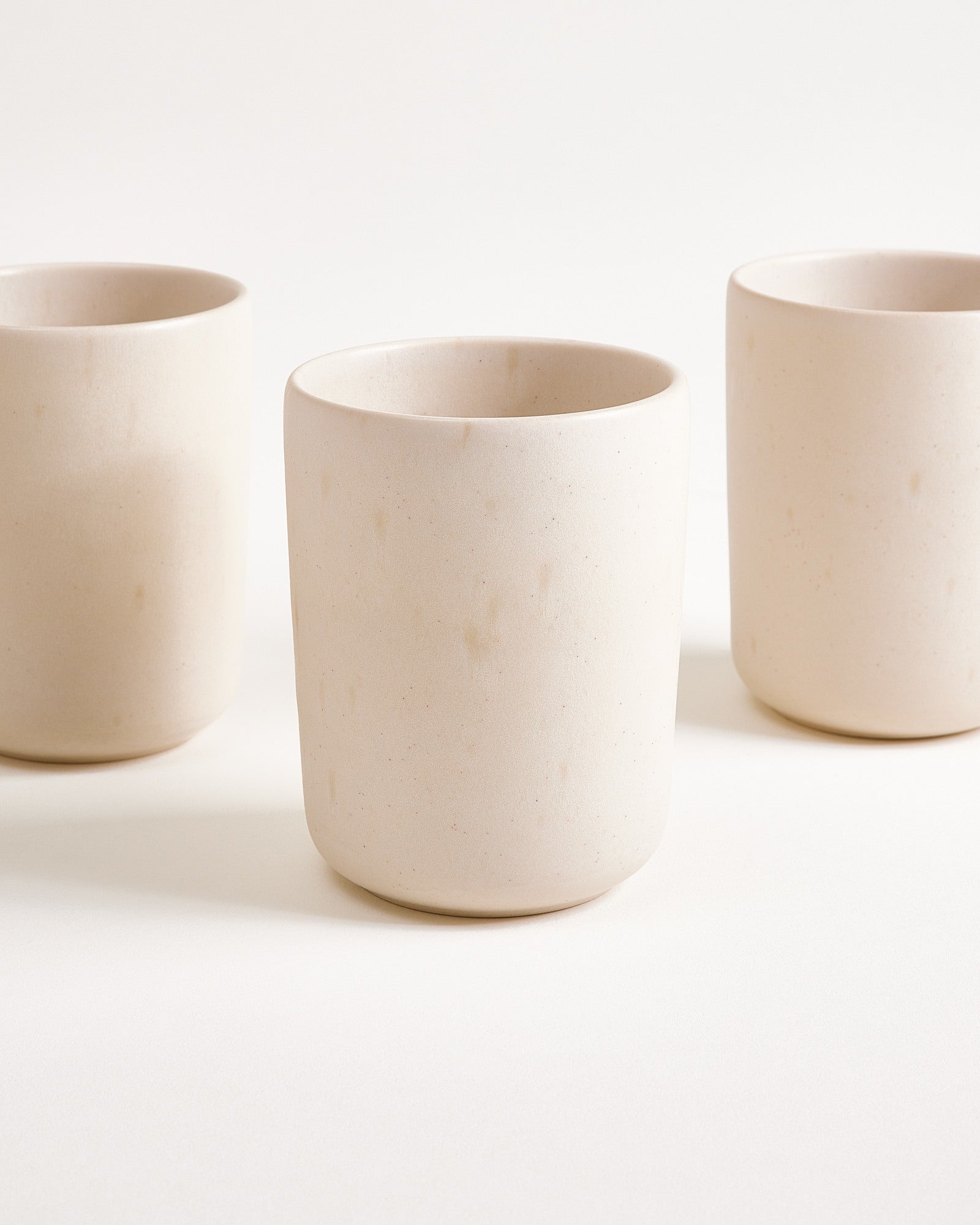 SINTRA - LARGE CUP SAND SET OF 4