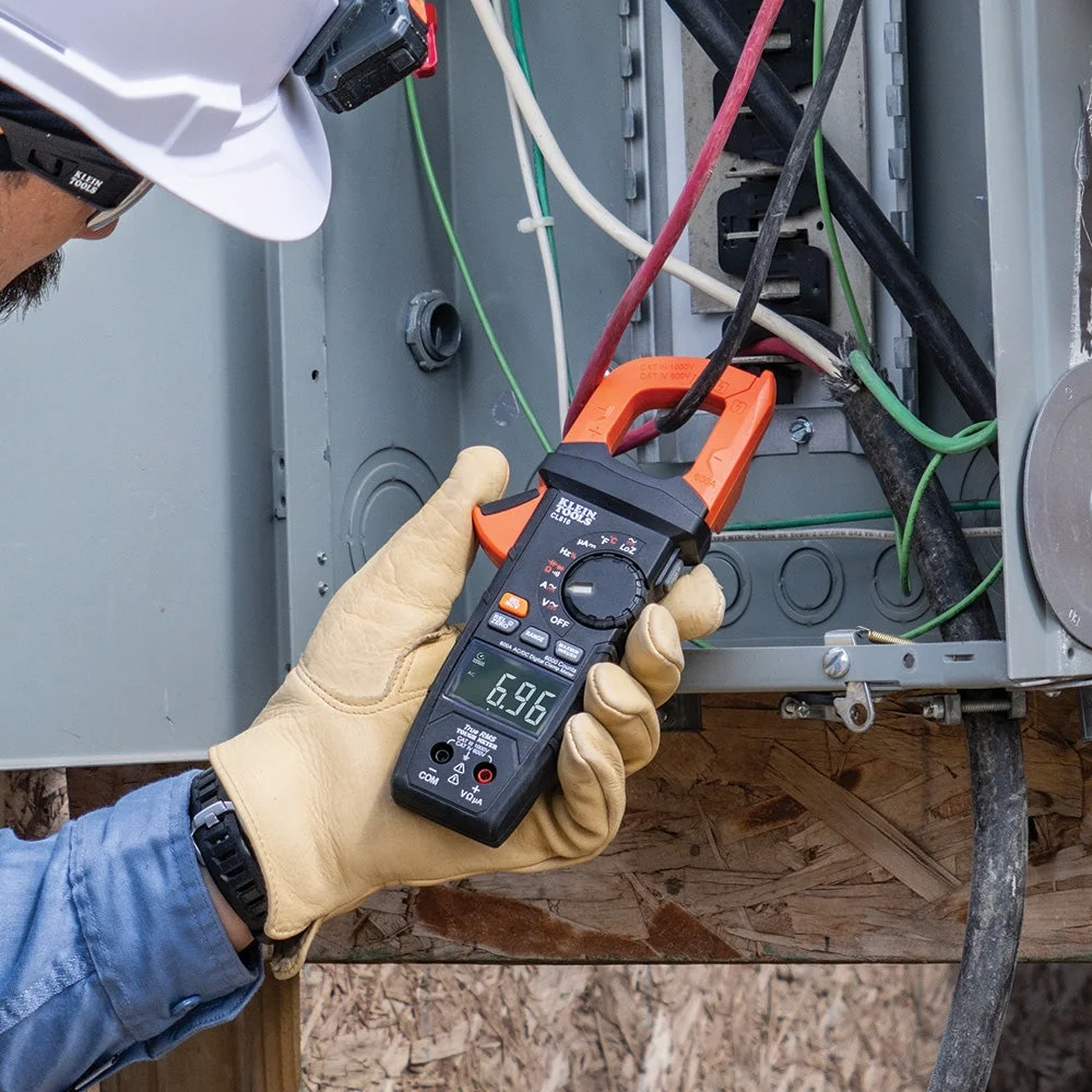 Klein Tools CL810 600A AC/DC Auto - Ranging Digital Pro Clamp Meter with