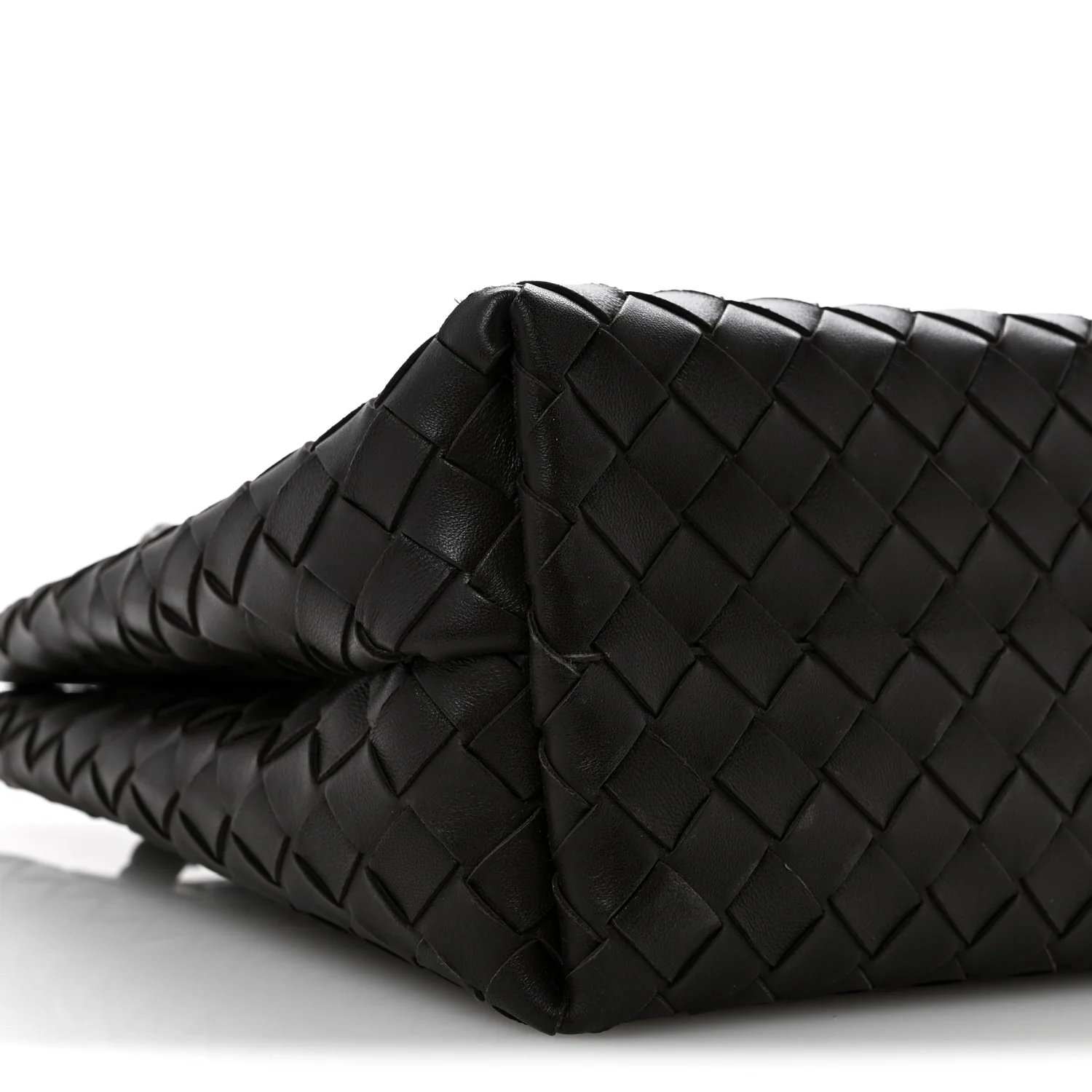 Nappa Intrecciato Medium Andiamo Shoulder Bag Fondant