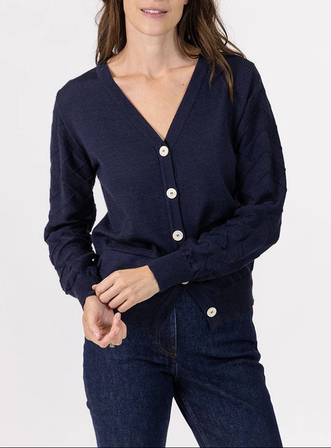 Gilet femme col V en laine merinos bleu marine